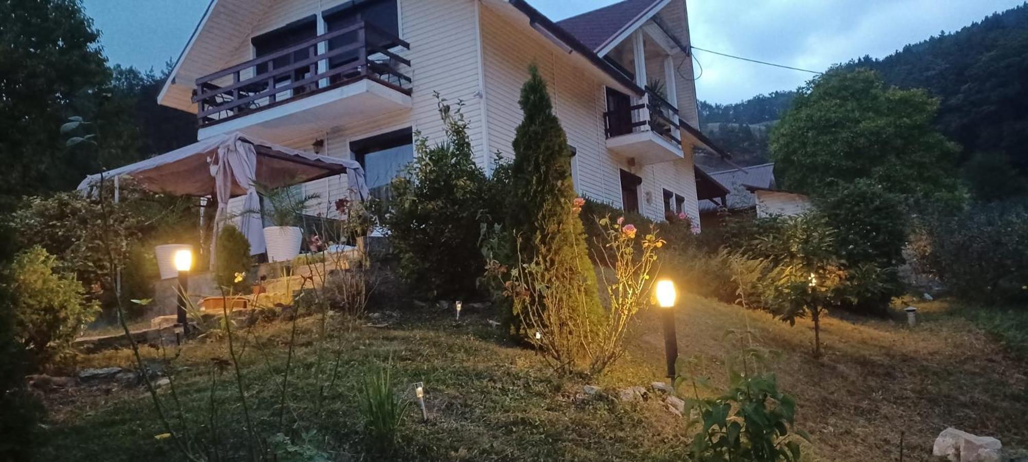 Villa Casa Irina Piatra Neamţ Exterior foto