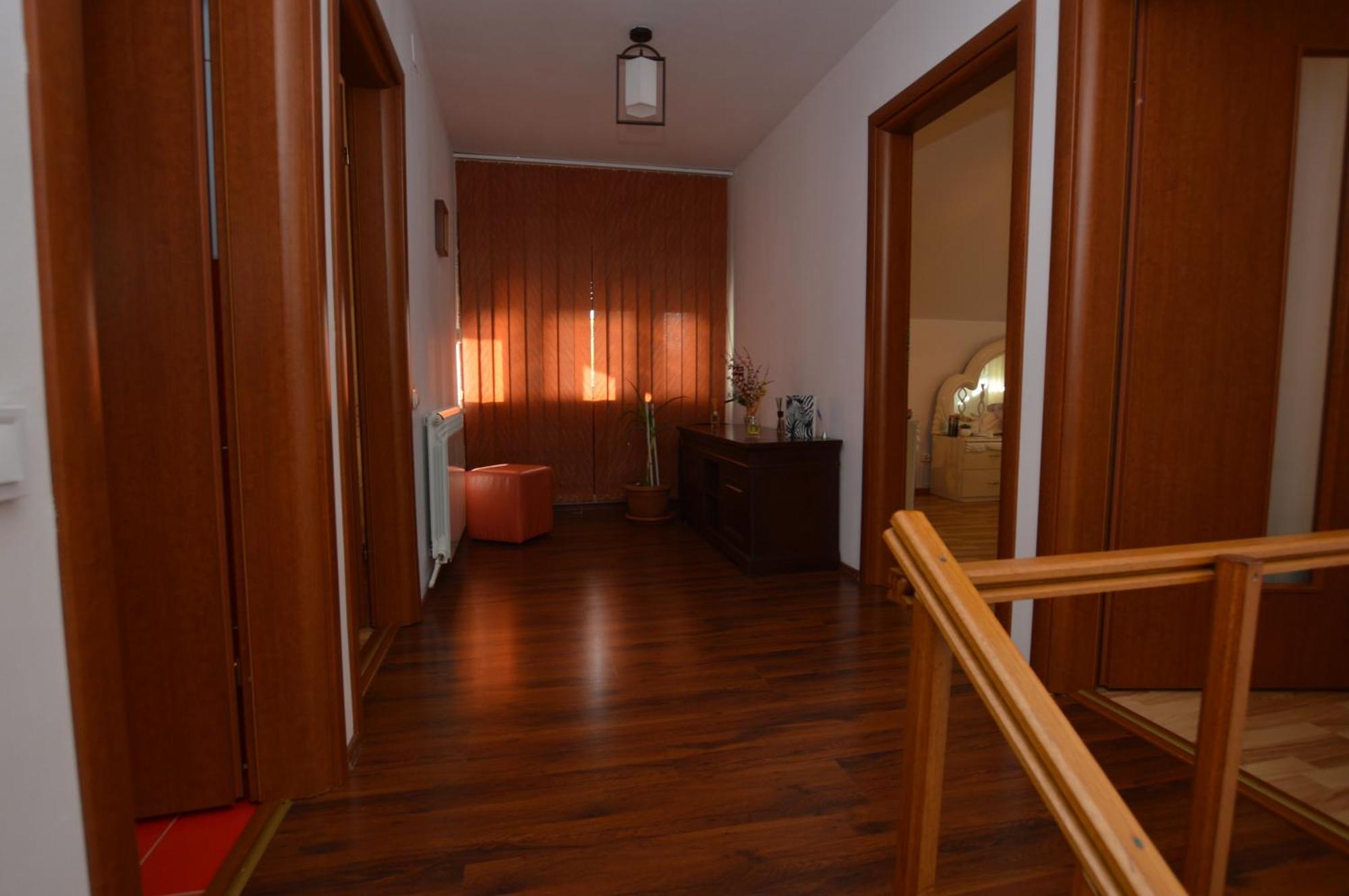 Villa Casa Irina Piatra Neamţ Exterior foto